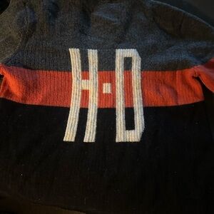 Men's Gray and Black Sweater